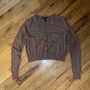 Brown cropped sweater with buttons | Forever 21 | small